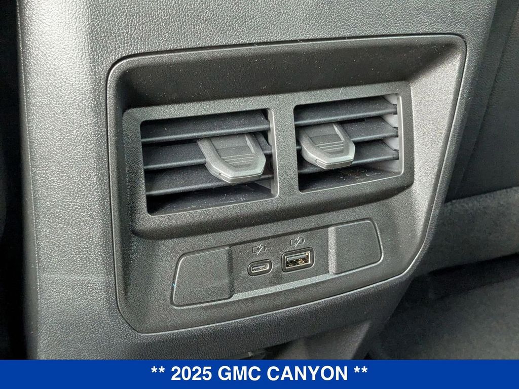 Vehicle image 29 of 42