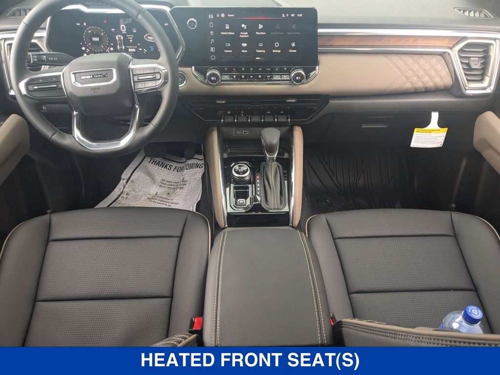 Vehicle image 21 of 44
