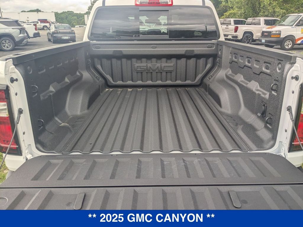 Vehicle image 12 of 44