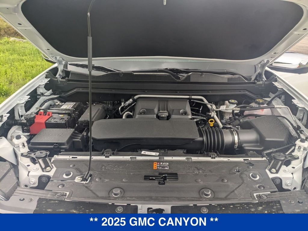 Vehicle image 9 of 44