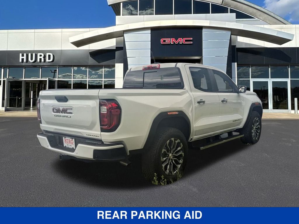 Vehicle image 5 of 44