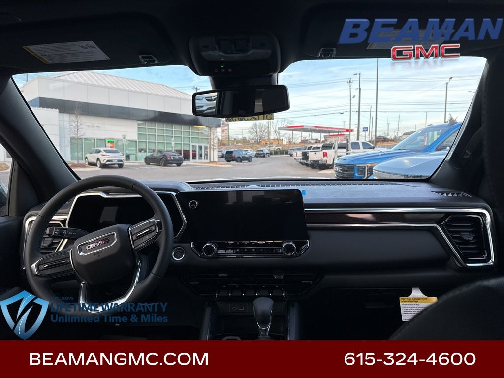 Vehicle image 26 of 31