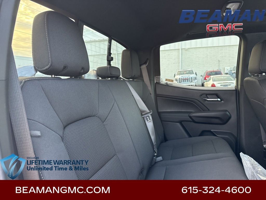 Vehicle image 27 of 31
