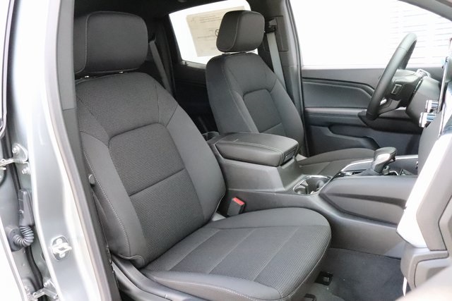 Vehicle image 9 of 25