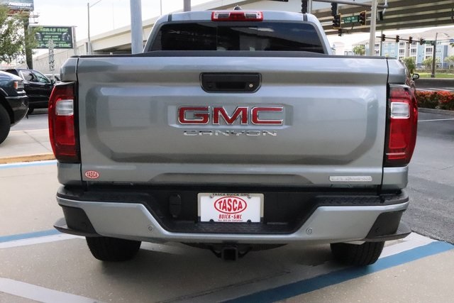 Vehicle image 5 of 25