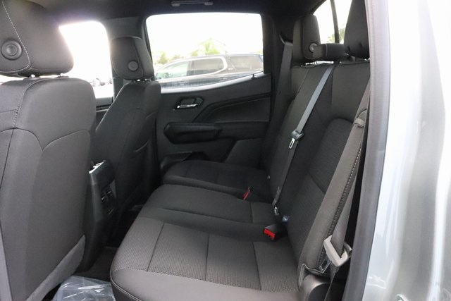 Vehicle image 12 of 25