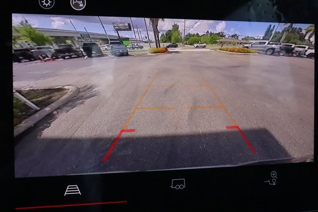 Vehicle image 20 of 25
