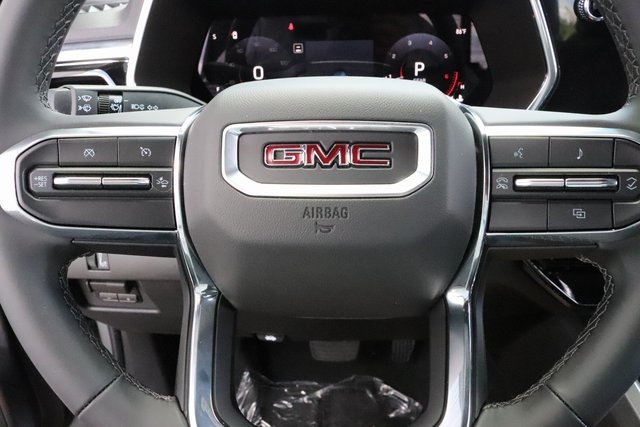 Vehicle image 21 of 25