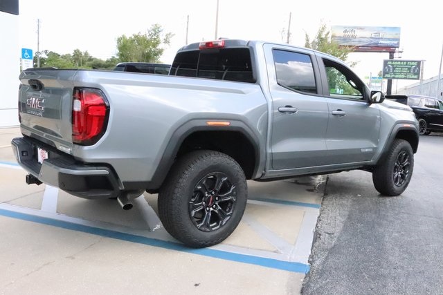 Vehicle image 4 of 25