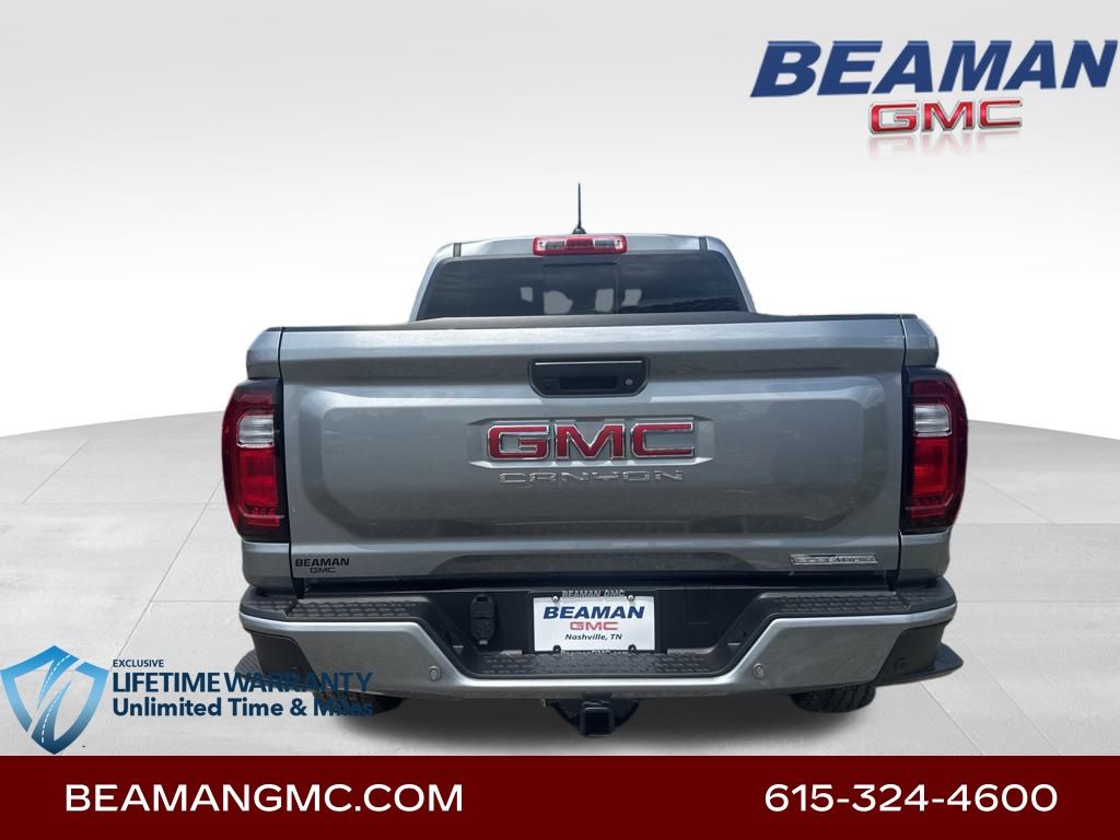 Vehicle image 8 of 30