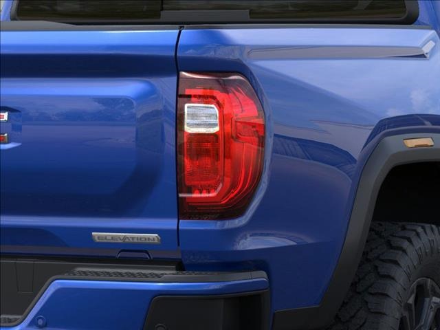 Vehicle image 11 of 24