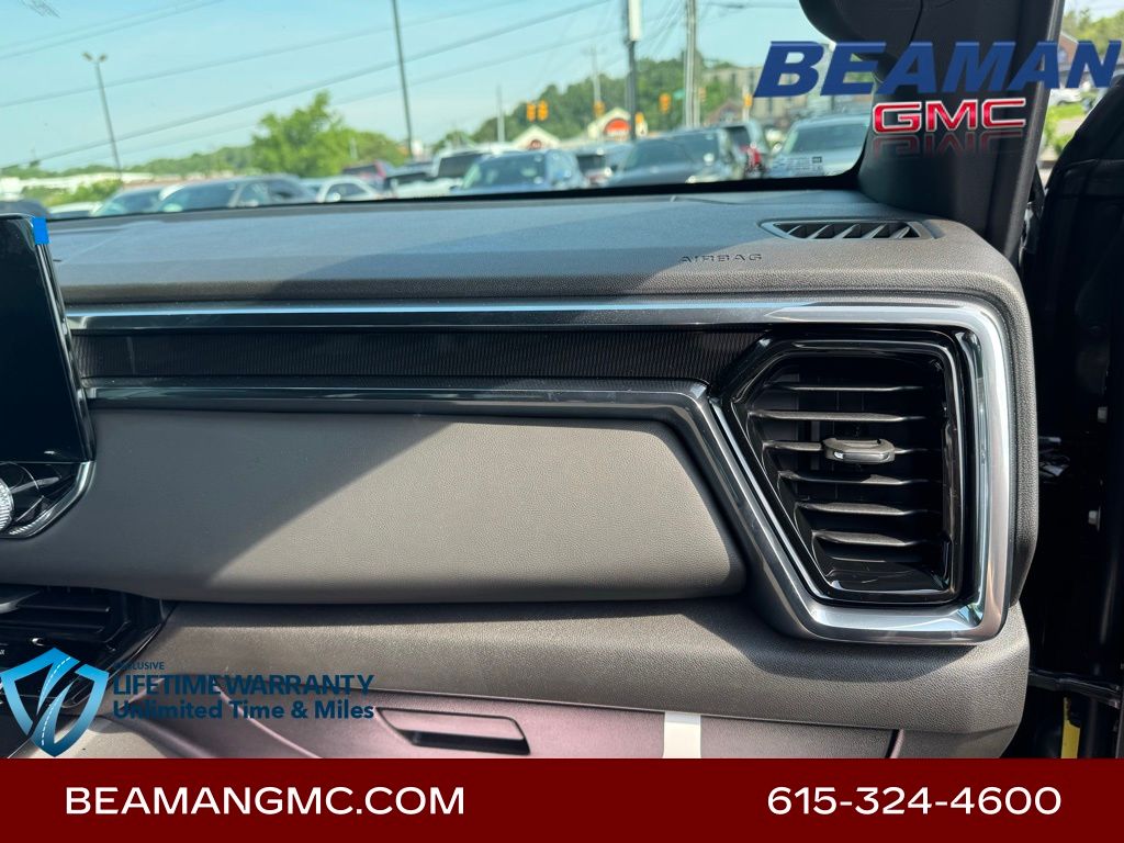 Vehicle image 20 of 31