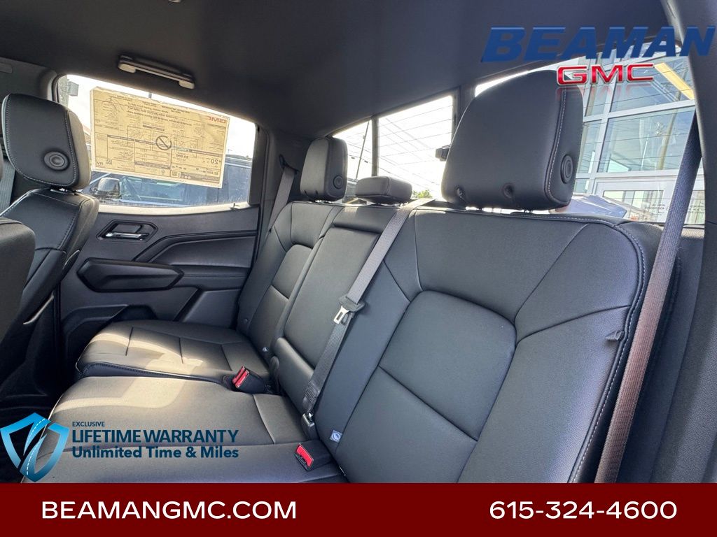 Vehicle image 15 of 31