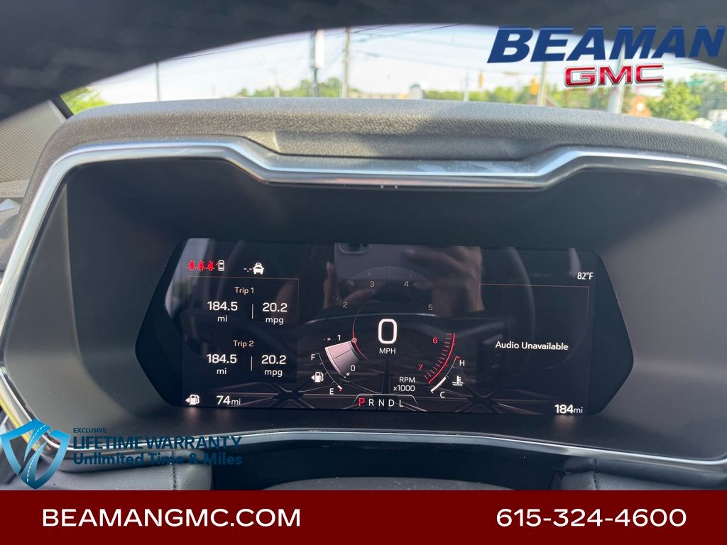 Vehicle image 25 of 31