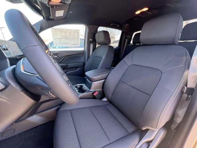 Vehicle image 10 of 23