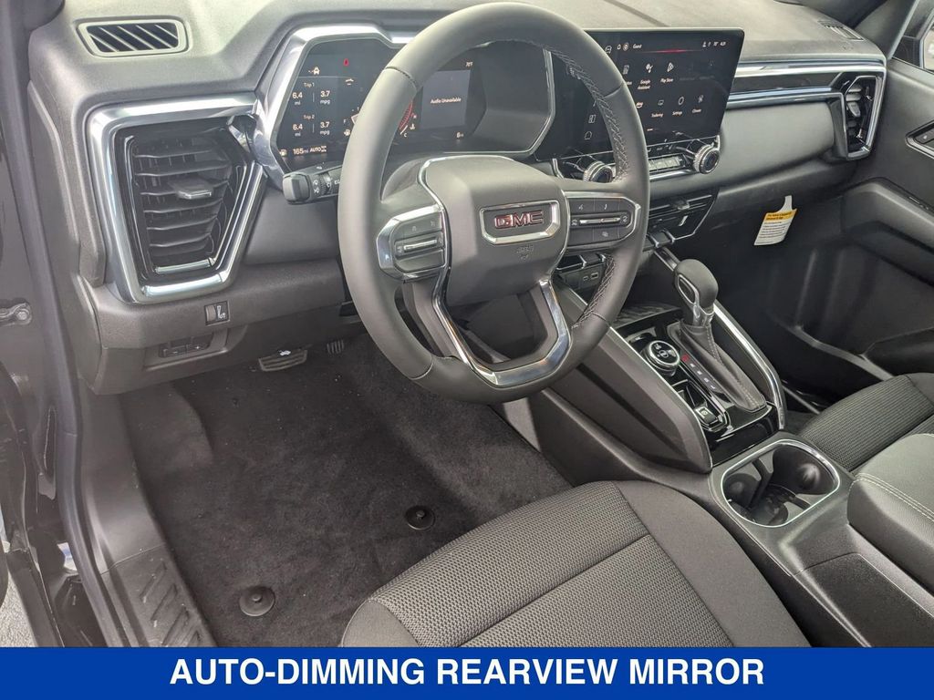 Vehicle image 20 of 43
