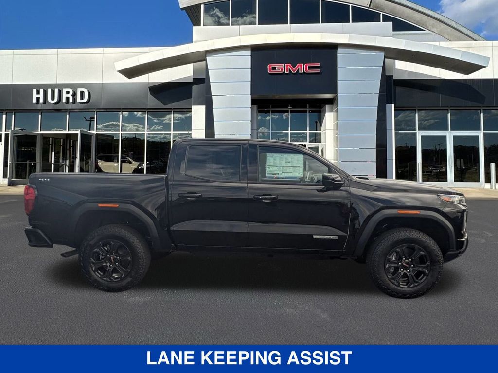 Vehicle image 4 of 43