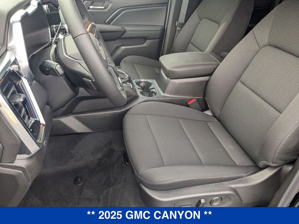 Vehicle image 14 of 43