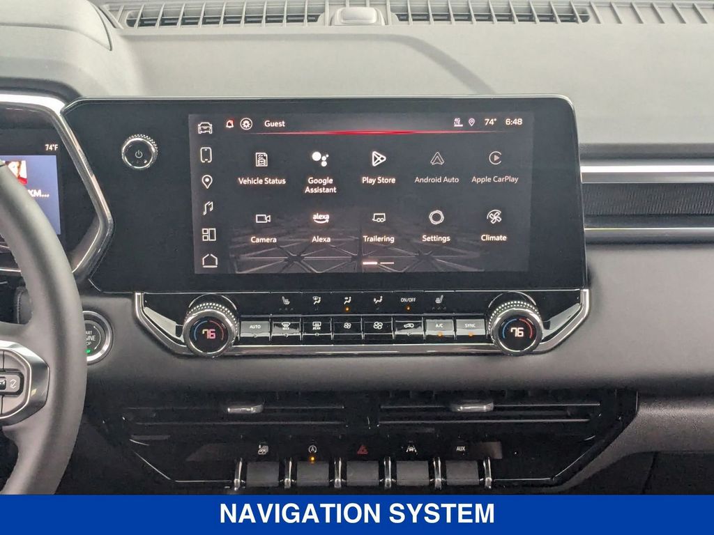 Vehicle image 22 of 40
