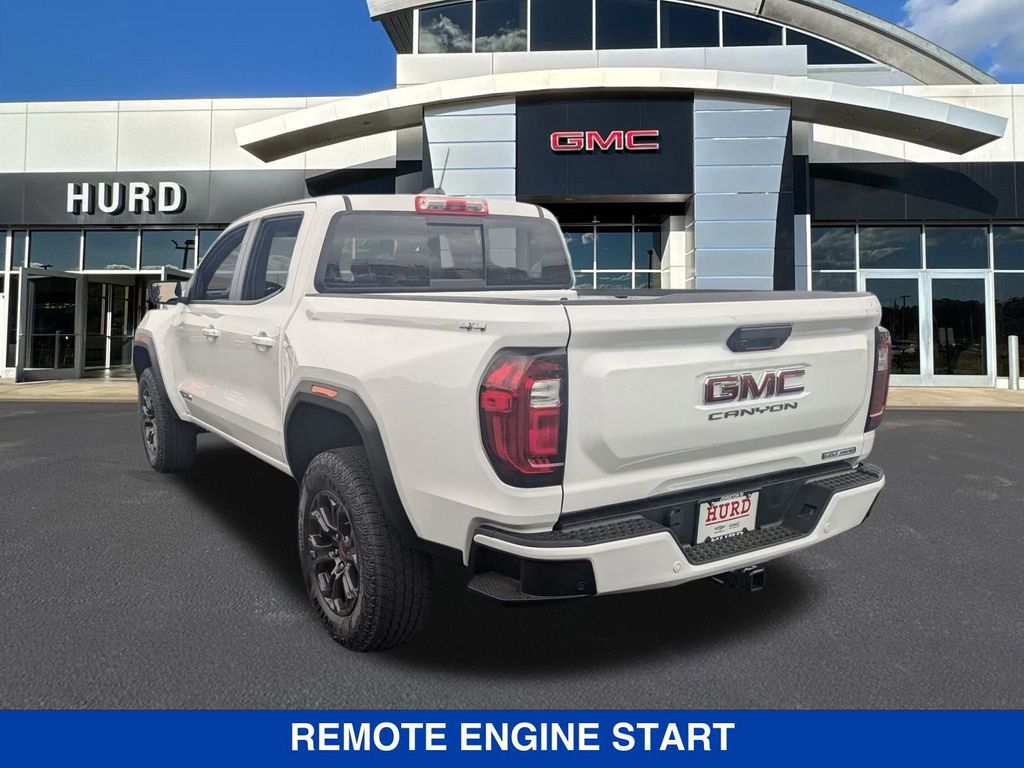Vehicle image 6 of 40