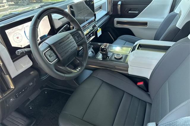 Vehicle image 10 of 43