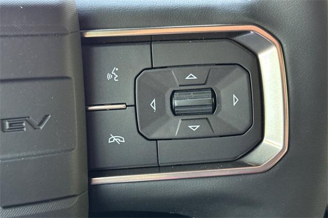 Vehicle image 30 of 35