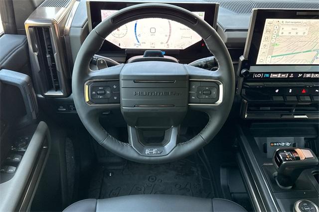 Vehicle image 16 of 35