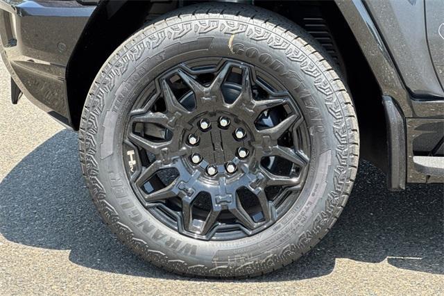 Vehicle image 33 of 35