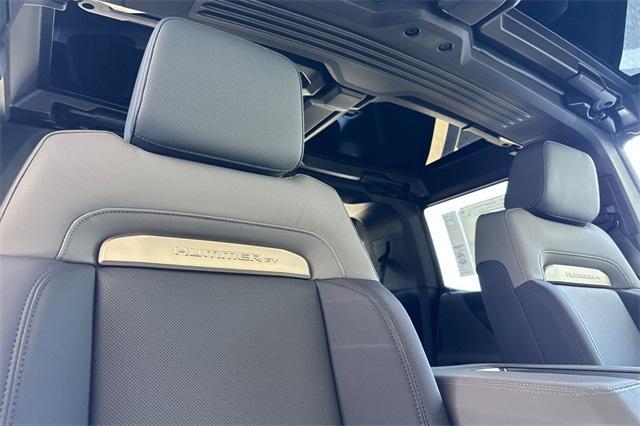 Vehicle image 19 of 35