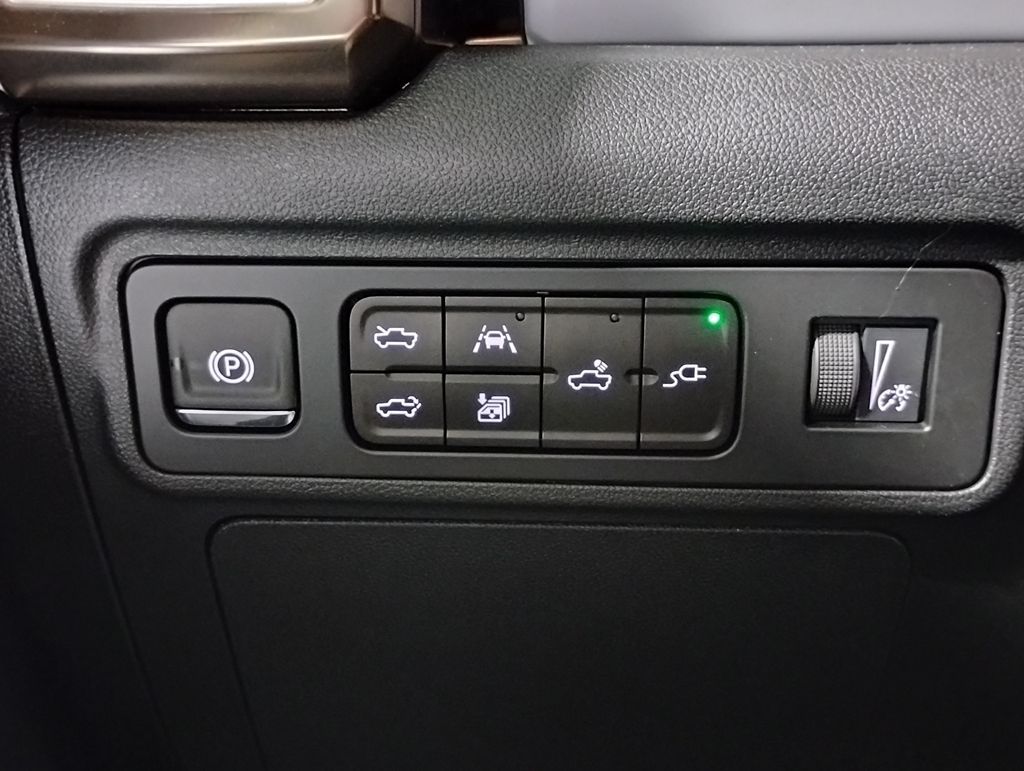 Vehicle image 45 of 57