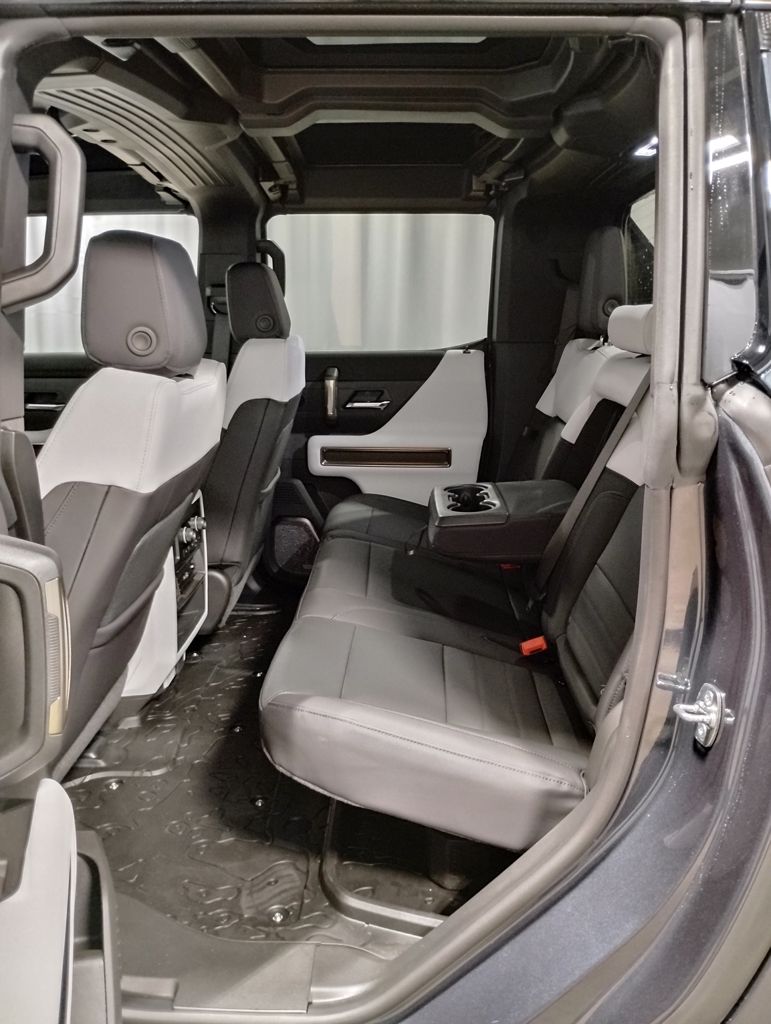Vehicle image 13 of 57