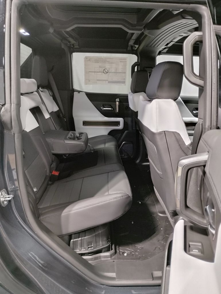 Vehicle image 12 of 57