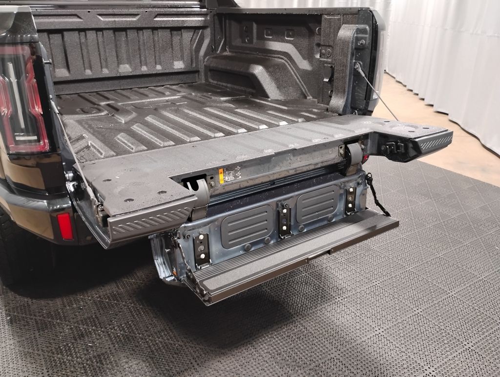 Vehicle image 16 of 57