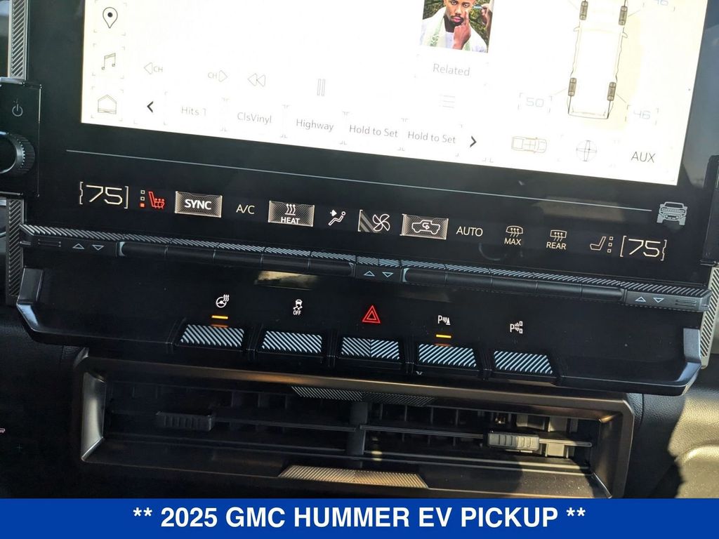 Vehicle image 35 of 41