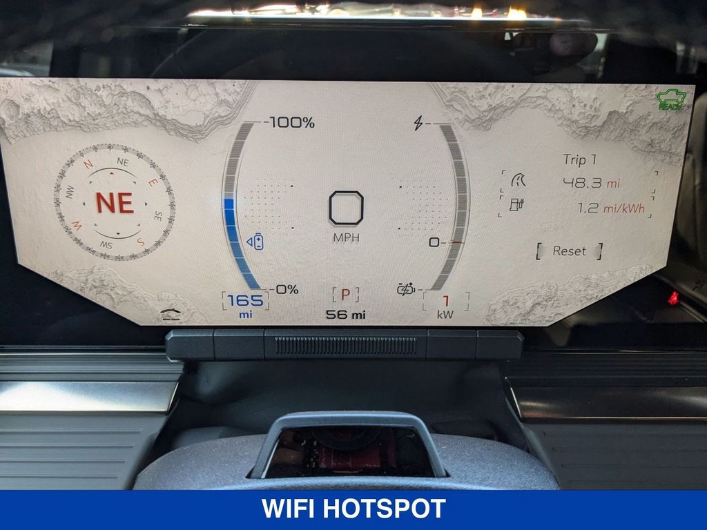 Vehicle image 17 of 41