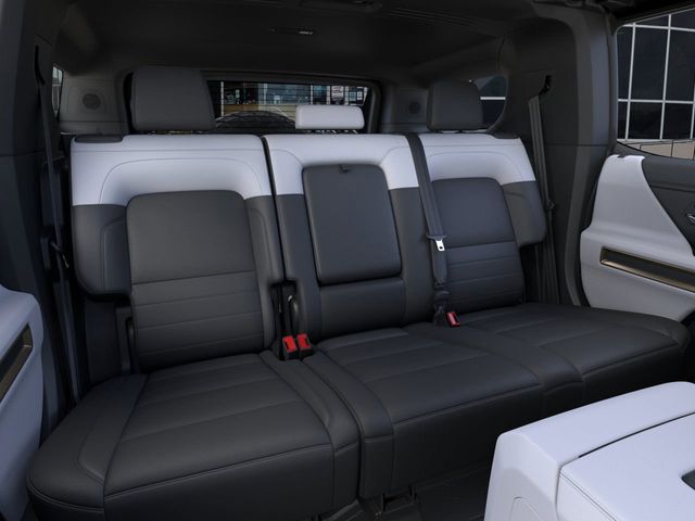 Vehicle image 17 of 24