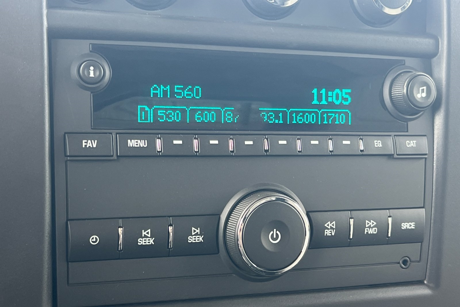 2025 GMC Savana Base Image 15 of 31