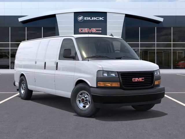 2025 GMC Savana Base Image 5 of 24