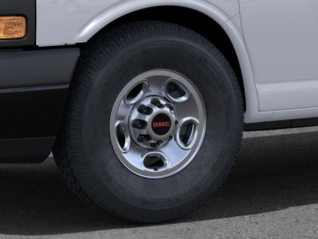 Vehicle image 10 of 24
