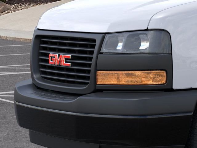 Vehicle image 13 of 24