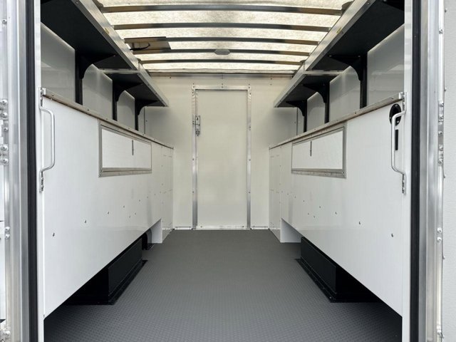 Vehicle image 19 of 20