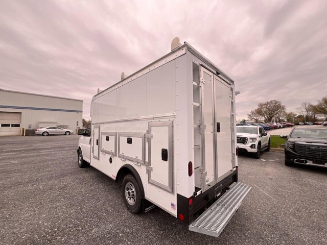 Vehicle image 2 of 23