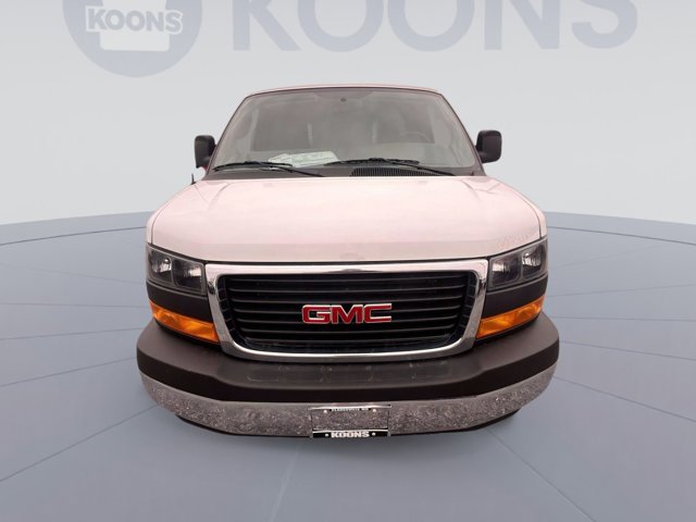 Vehicle image 4 of 22