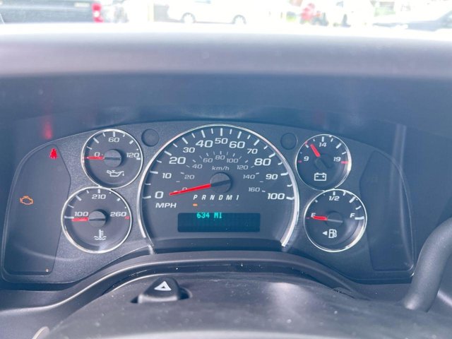 Vehicle image 13 of 22