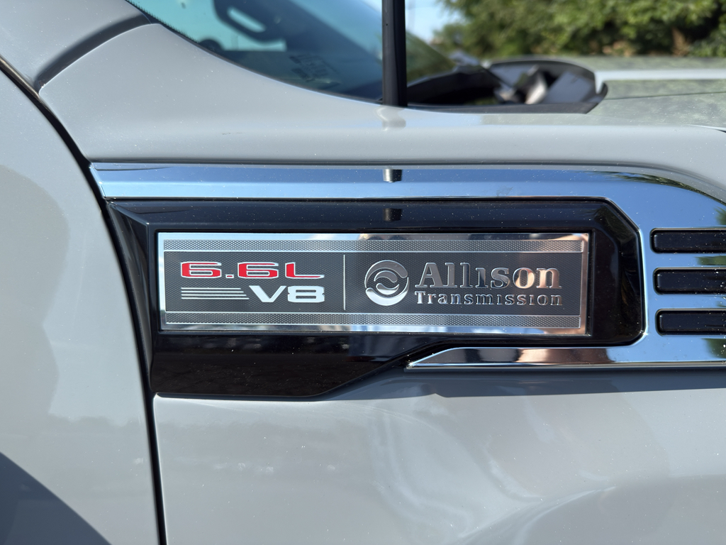 Vehicle image 20 of 21