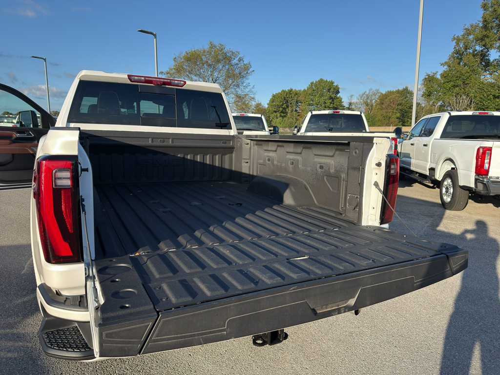 2025 GMC Sierra 2500HD Denali Ultimate Image 10 of 21