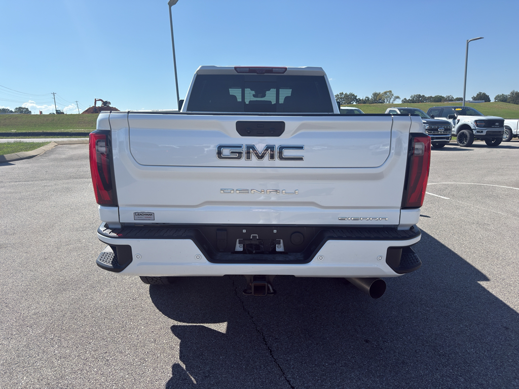 2025 GMC Sierra 2500HD Denali Ultimate Image 6 of 21