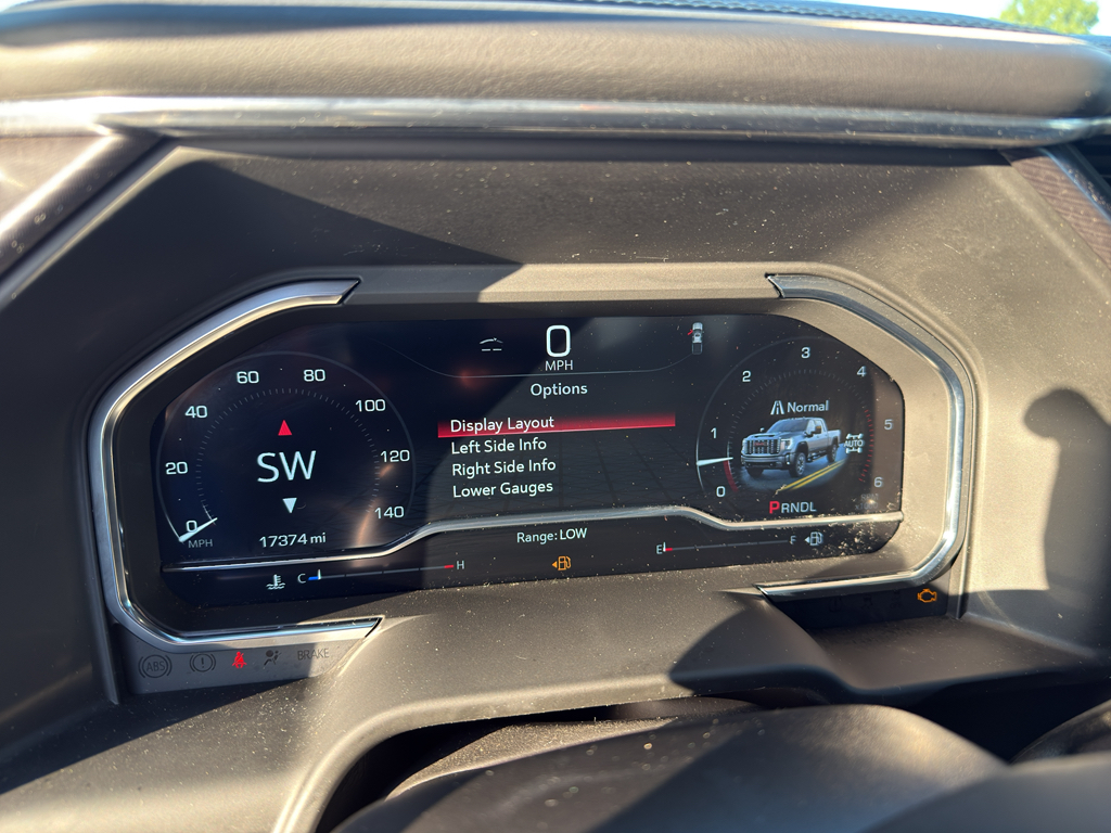 2025 GMC Sierra 2500HD Denali Ultimate Image 15 of 21