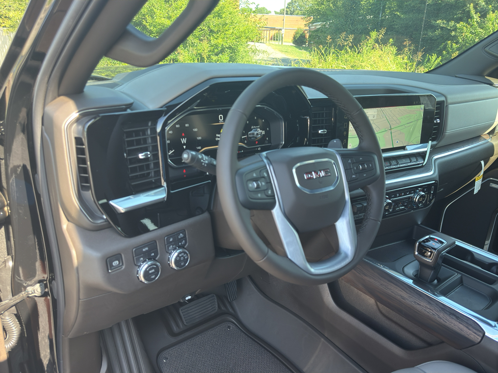 Vehicle image 12 of 23