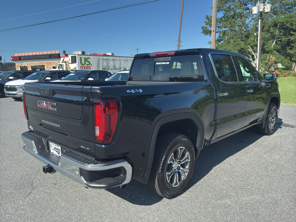 Vehicle image 4 of 23